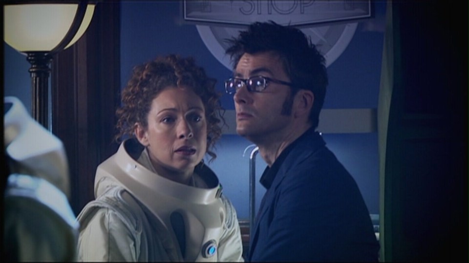 4x08-Silence-in-the-Library-doctor-who-21245158-1600-900